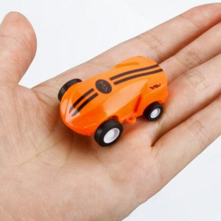 Pocket Cars™ - Hauskanpidon kierre - Stunt-leluauto