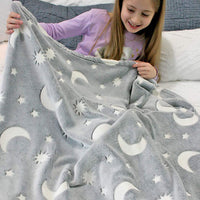 Thumbnail for Glow In The Dark Blanket™ - Kimaltelevia unia - Pimeässä hehkuva peitto