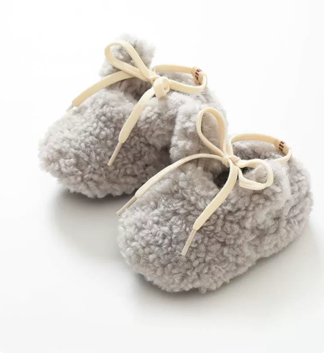SnuggleBunny – Lämmin ja turvallinen – liukumattomat Bunny-tossut