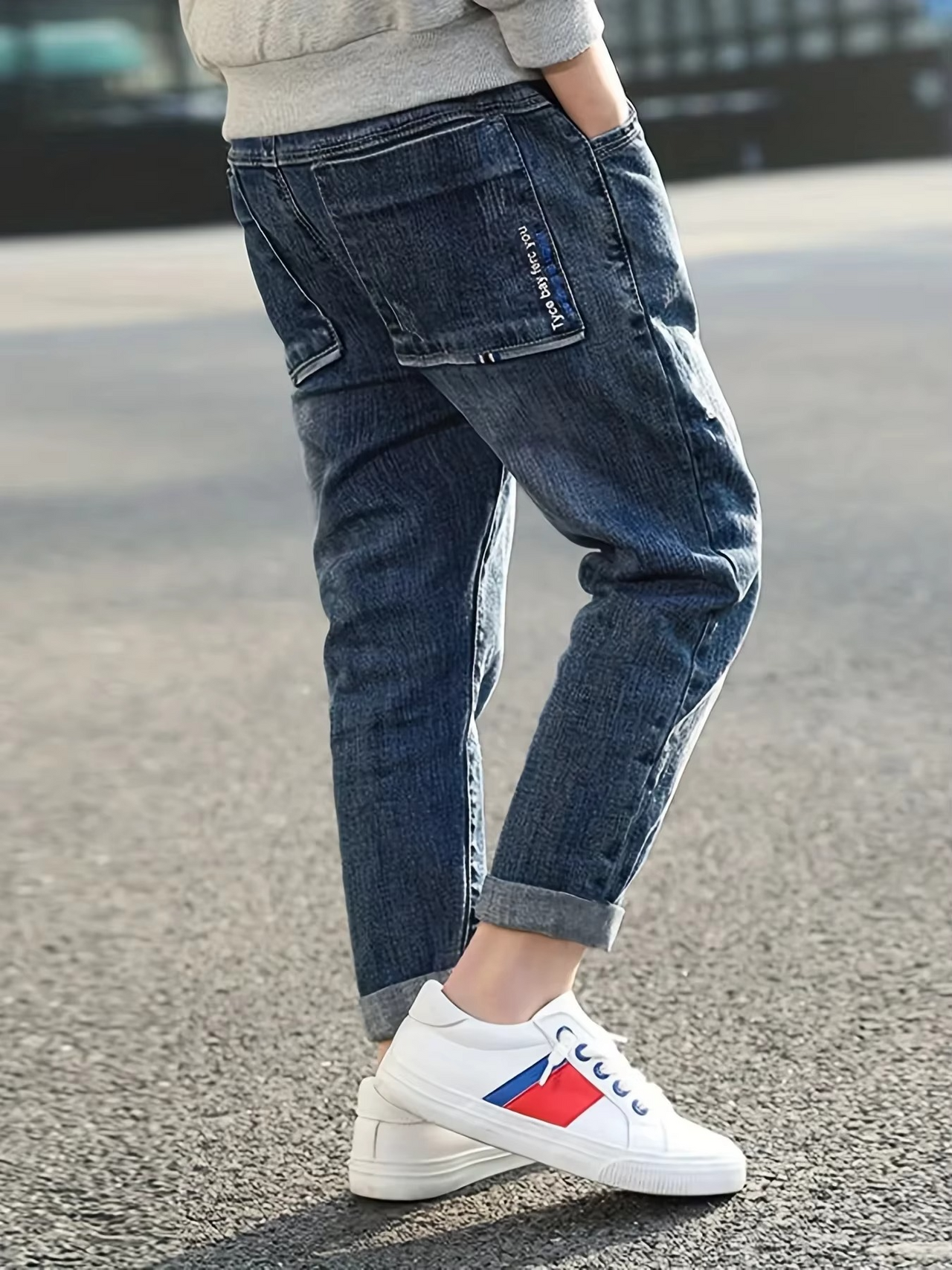 UrbanJeans – Rento ja trendikäs – poikien slim fit -farkut