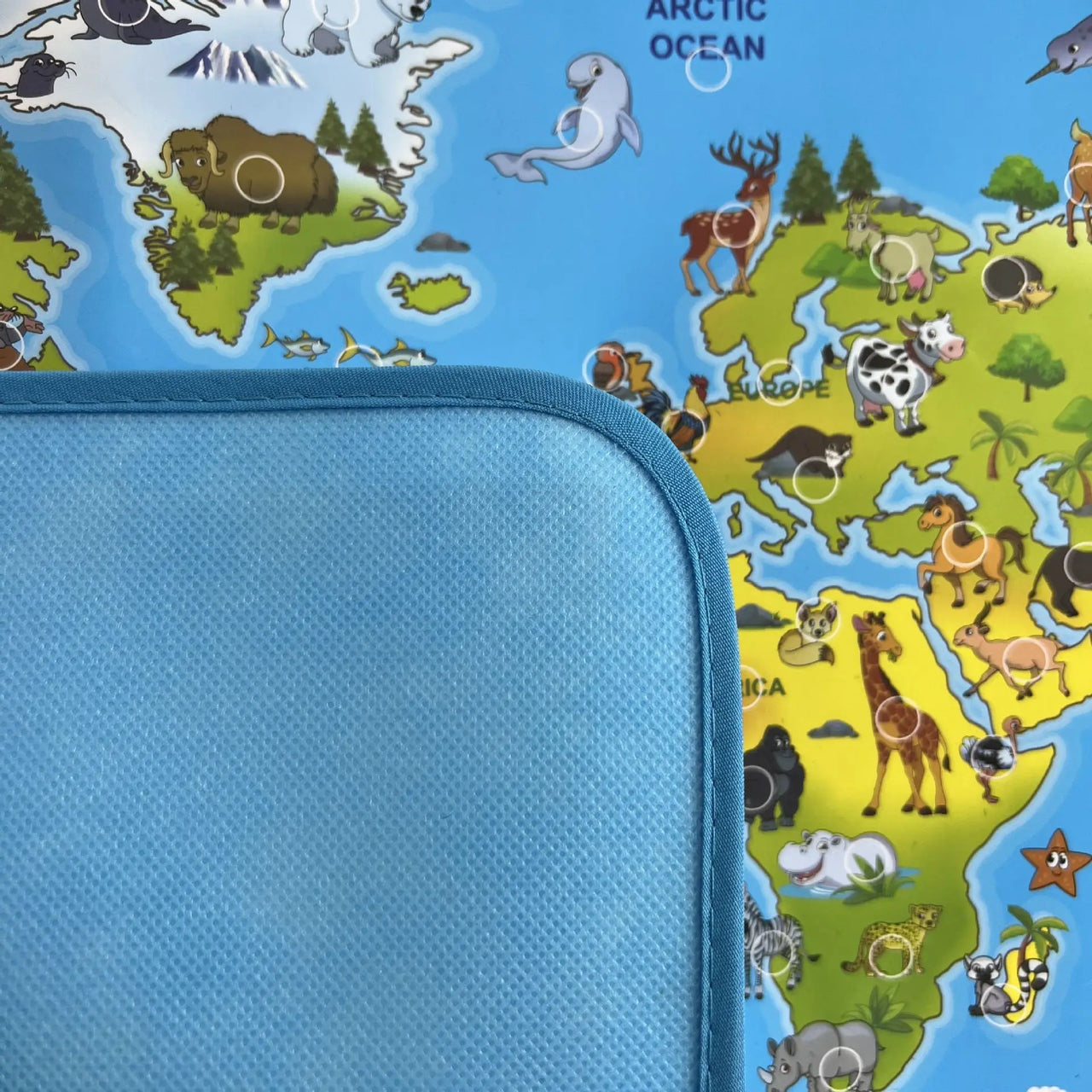 LittleExplorers – Oppiminen ja leikki – Eläinten maailmankartta