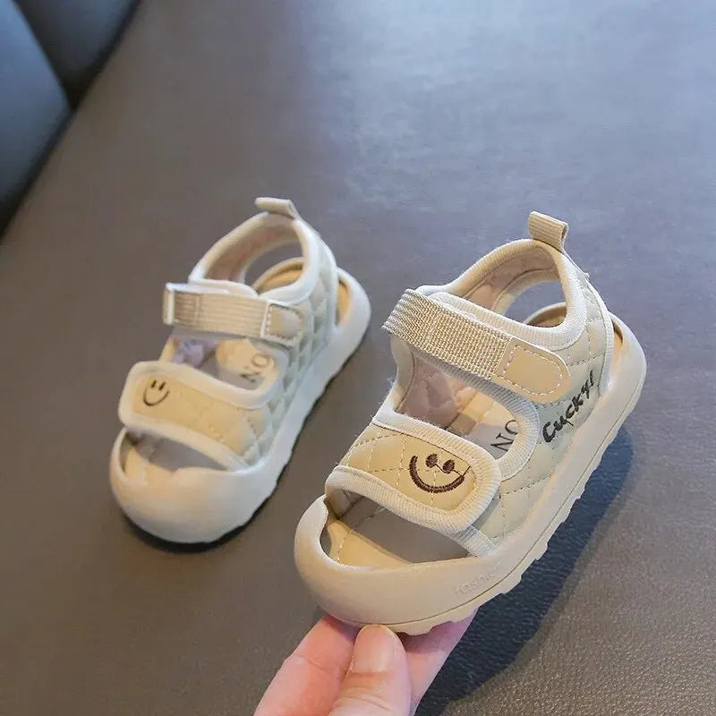 Mini Fashion™ - Mukavaa askellusta - Lasten sandaalit