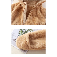 Thumbnail for CozyBear – Pehmeä ja lämmin – vauvan body, jossa on eläinaiheinen huppu