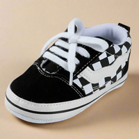 Thumbnail for LittleTrend – Söpö ja turvallinen – vauvan lenkkarit