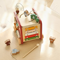 Thumbnail for BusyRide – Koulutus ja monipuolisuus – Puinen Montessori-aktiviteettibussi
