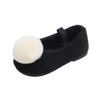 Thumbnail for SoftSteps –  Lämmin ja pehmeä – Tyttöjen kengät, joissa on pehmopomponi