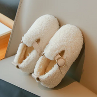 Thumbnail for WarmSteps – Mukavat ja kodikkaat – pehmoiset talvikenkäset lapsille
