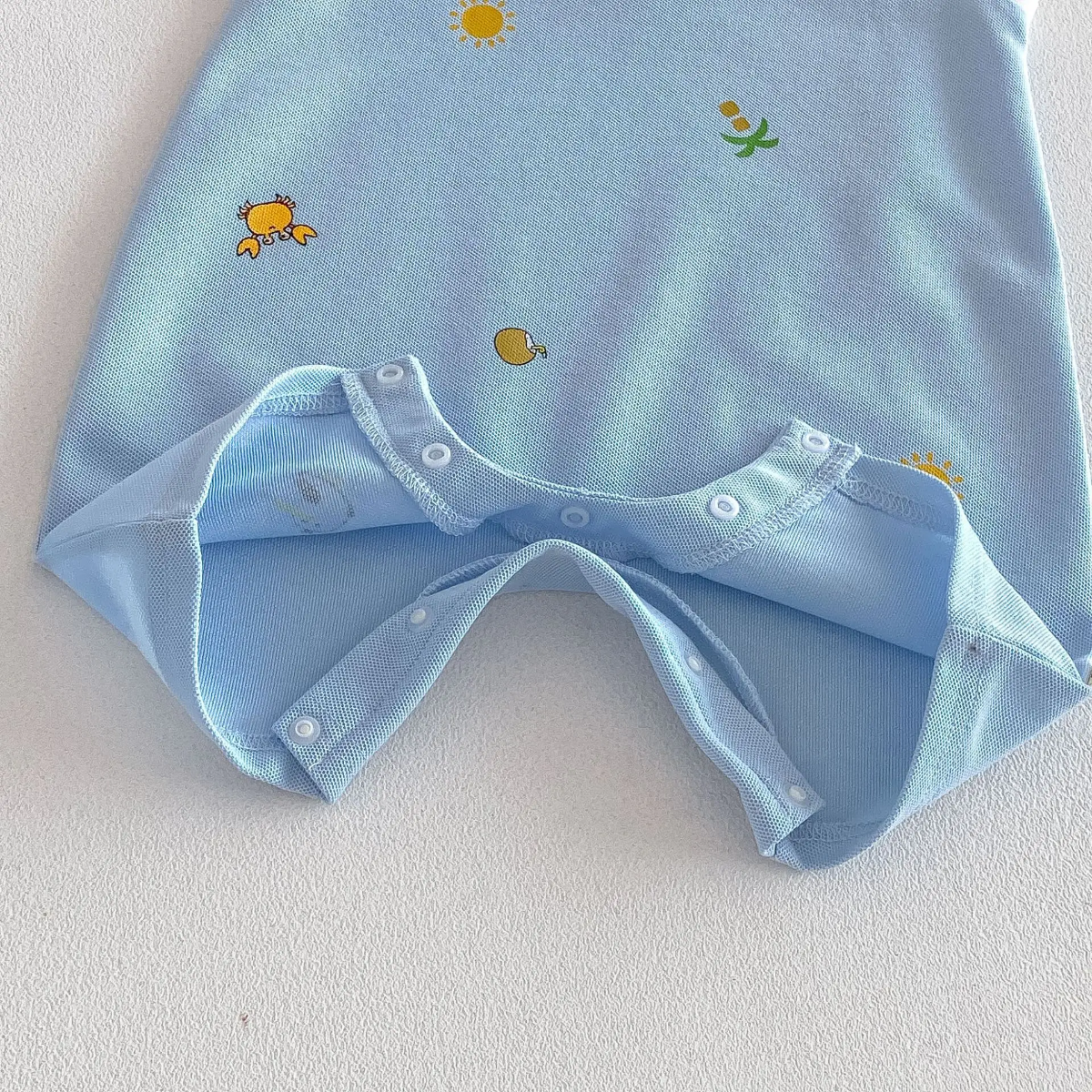 SunnyBaby – Mukava ja suloinen – Polo-potkupuku vauvoille