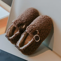 Thumbnail for WarmSteps – Mukavat ja kodikkaat – pehmoiset talvikenkäset lapsille