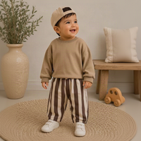 Thumbnail for SoftStripe – Pehmeät ja mukavat – Vauvan housut, joissa on raidallinen kuvio