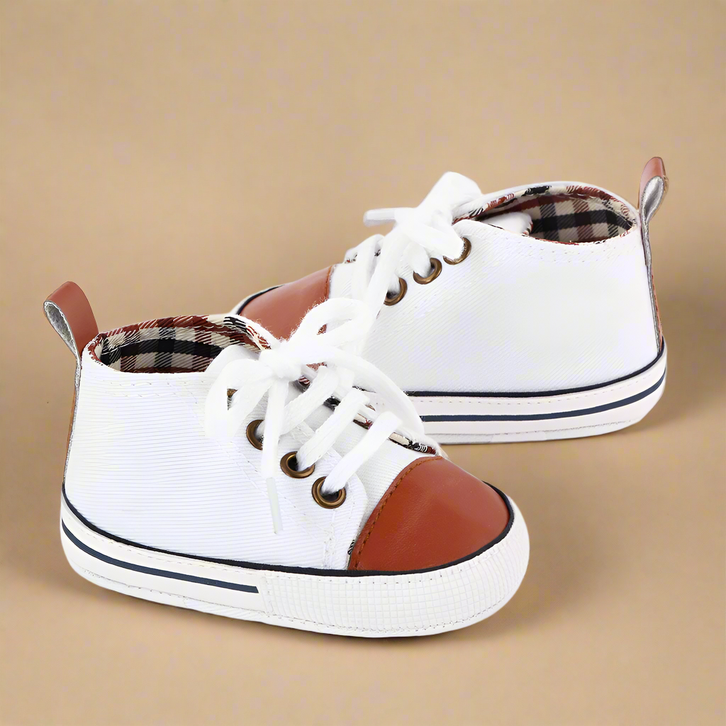 BabyStride – Hengittävä ja joustava – Ensimmäiset askeleet -lenkkarit