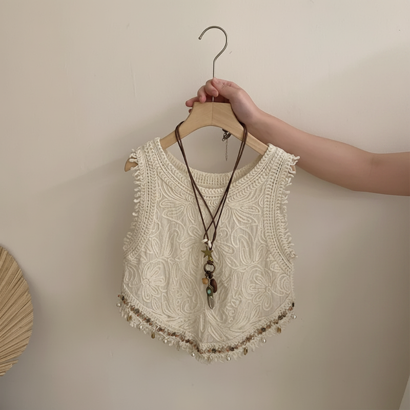 TinyTrends – Boho Chic & söpö – virkattu toppi ja ruudullinen hame