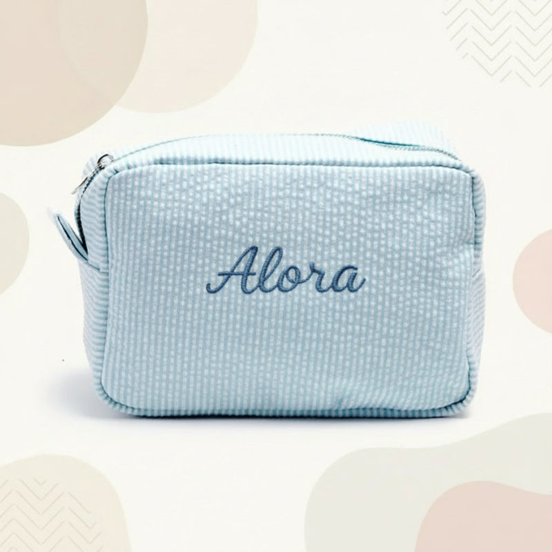 Striped Name Pouch – Henkilökohtainen ja tyylikäs – meikkipussi