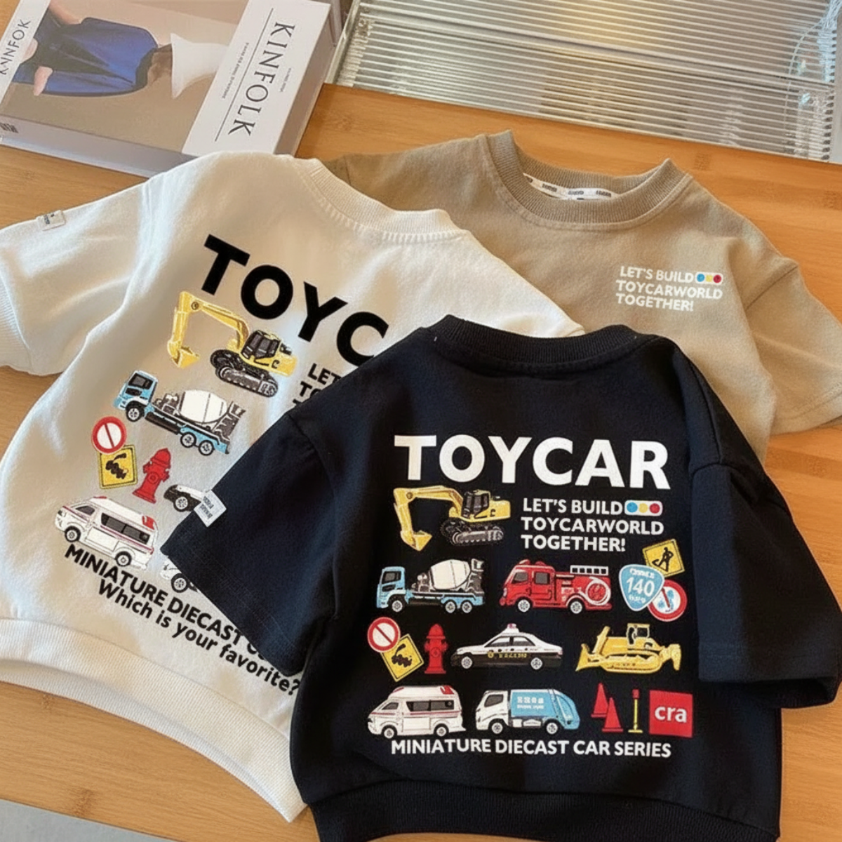 PlayCars – Arjen vaatteet & Pehmeät – Lastenvaatteet, joissa on autokuvio