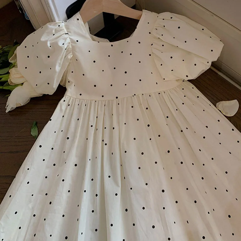 LittleTwinkle – Pehmeä ja mukava – lastenmekko, jossa on kaksi rusettia