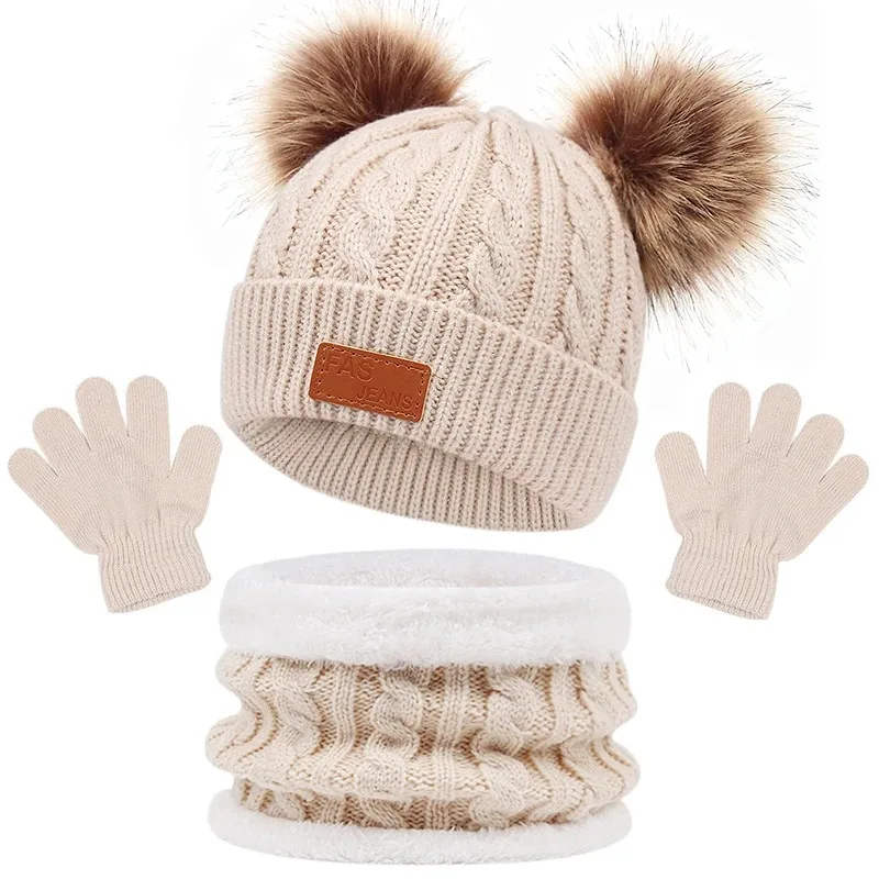 CozyPom –Lämmin & Pehmeä - Talvisetti, jossa on pipo, huivi ja hanskat