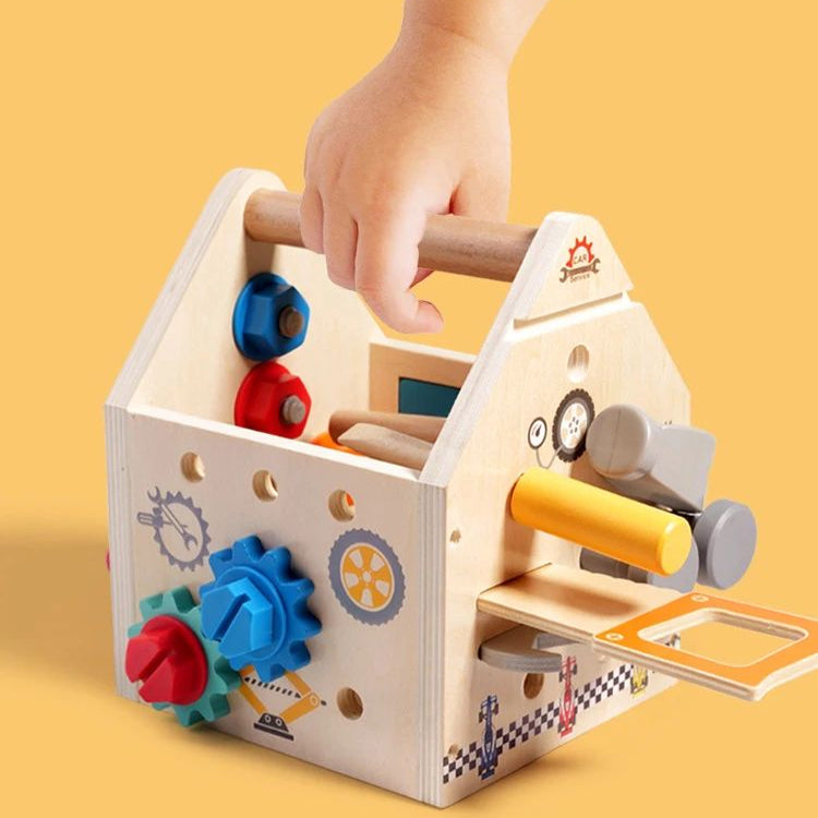 Busy Box™ - Tutustu ja opi - Puinen aktiviteettilaatikko