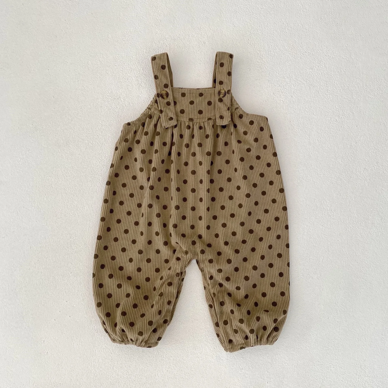BabyBloom – Söpö ja mukava – pilkullinen haalari