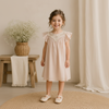 Lace Stitching Dress – Elegantti ja mukava – Pitsi ja tikkaukset