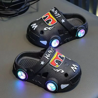 Thumbnail for GlowRun – Tyylikkäät ja hauskat – LED-autotossut