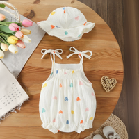 Thumbnail for LittleBlossom – Kesäinen mukavuus ja tyylikkyys – vauvan body, jossa on hattu