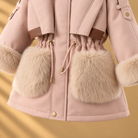 Thumbnail for CozyParka – Lämmin ja pehmeä – Tyttöjen talvitakki, jossa on pehmustettu kaulus