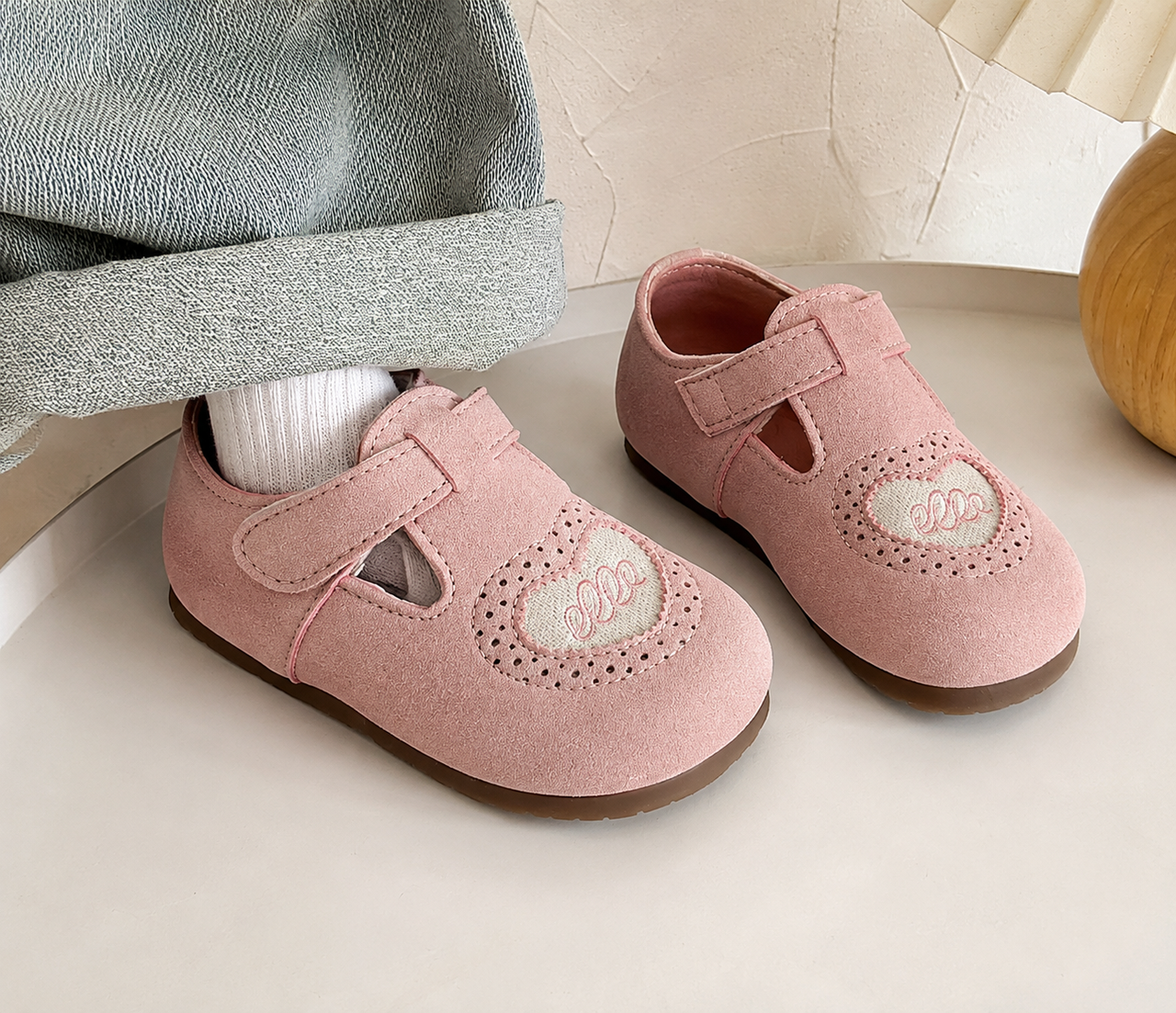 Barefoot – Nahka & Barefoot – Lasten kenkä pehmeällä pohjalla