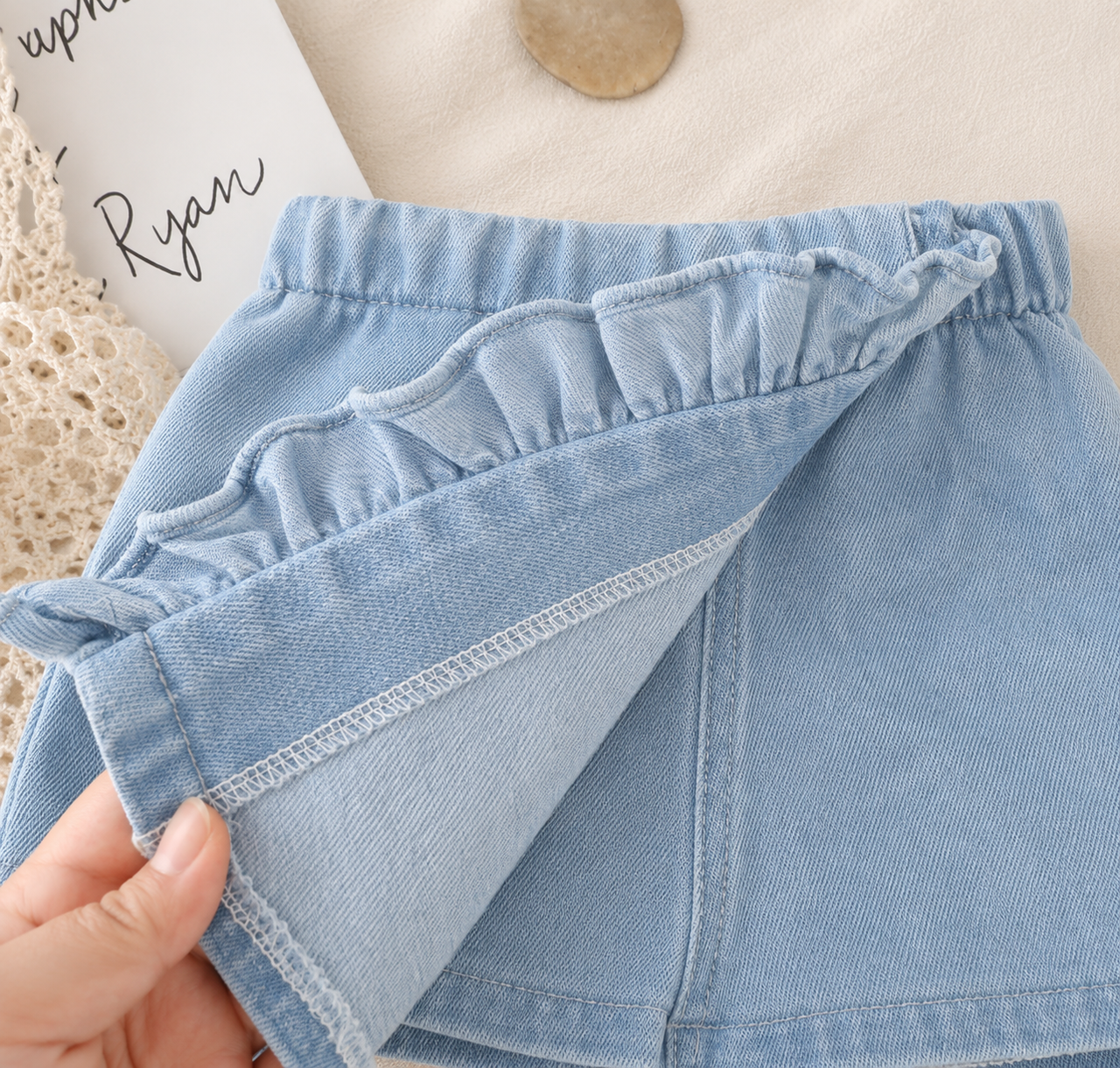 Mini Fashion™ - Söpö pitsinen vaatesetti tytöille