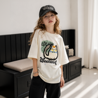 Thumbnail for FunPaws – Leikkisä ja tyylikäs – Oversized-T-paita, jossa on kissakuvio