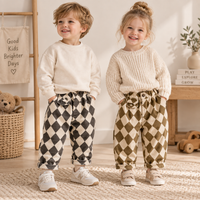 Thumbnail for RetroBloom – Mukavat ja leikkisät – lasten housut, joissa on argyle-kuvio