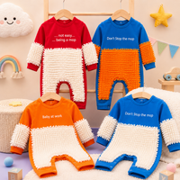 Thumbnail for TinyCleaner – Pehmeä ja käytännöllinen – vauvan haalari ryömimiseen ja leikkimiseen