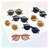 Thumbnail for Kids Sunglasses Set – UV-suoja ja hauskanpito – Lasten aurinkolasit