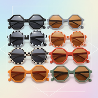 Thumbnail for Kids Sunglasses Set – UV-suoja ja hauskanpito – Lasten aurinkolasit