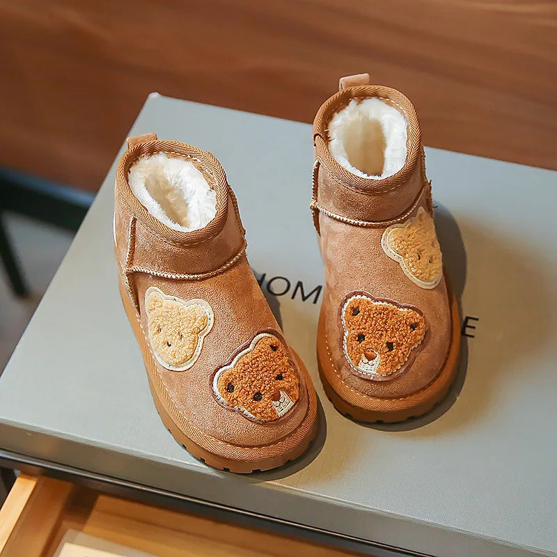 Mini Fashion - Mokkanahkainen ruskea nilkkasaapas karhujen kanssa