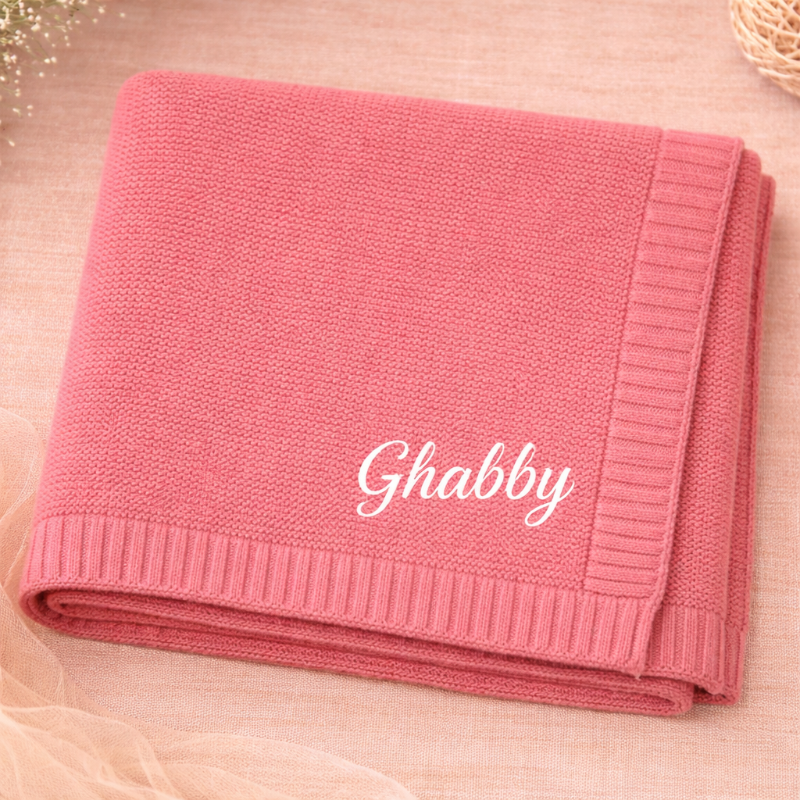 Personalized Baby Blanket – Pehmeä ja ainutlaatuinen – henkilökohtaisesti brodeerattu puuvillapeitto