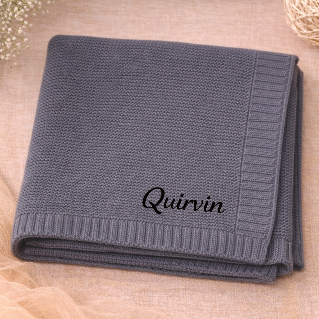 Personalized Baby Blanket – Pehmeä ja ainutlaatuinen – henkilökohtaisesti brodeerattu puuvillapeitto