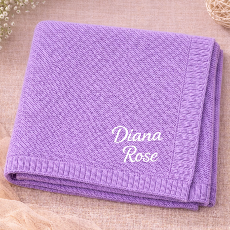 Personalized Baby Blanket – Pehmeä ja ainutlaatuinen – henkilökohtaisesti brodeerattu puuvillapeitto