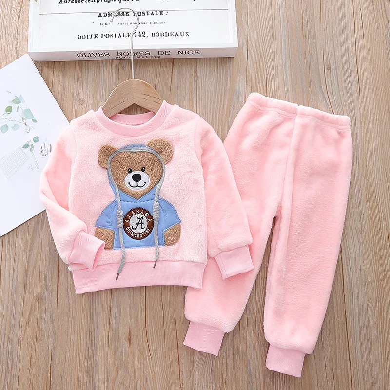 CozyBear – Lämmin ja pehmeä – Lasten verryttelypuku, jossa on karhukuvio
