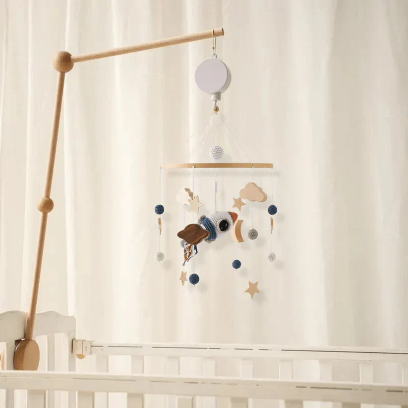 LittleNest – Luonnollinen rauha – Puinen vauvan mobiili