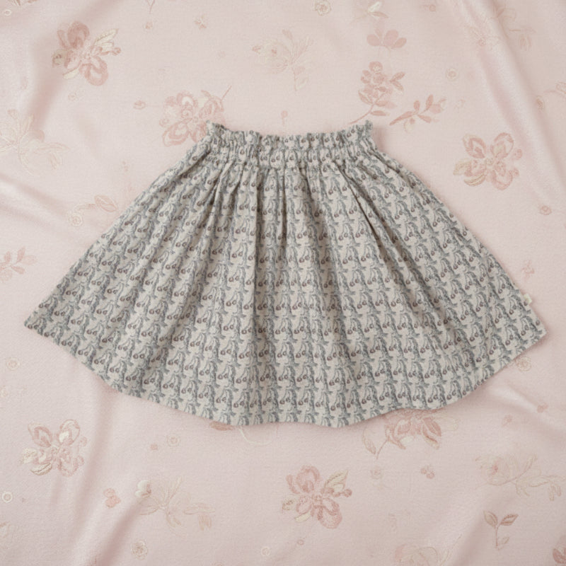Cherry Shirt & Skirt – Söpö ja ilmava – lasten vaatesetti