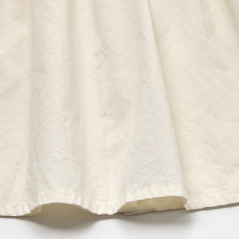 Ruffle Collar Top – Tyylikäs ja mukava – Toppi jossa on koristeellinen kaulus ja pussihihat