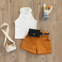 Thumbnail for MiniFashionista – Elegant & Trends – Tyttöjen asukokonaisuus, jossa on toppi, shortsit ja vyölaukku