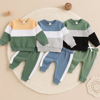 Thumbnail for KidoFlex – Rento ja mukava – collegepaita ja jogginghousut