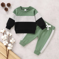 Thumbnail for KidoFlex – Rento ja mukava – collegepaita ja jogginghousut