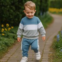 Thumbnail for KidoFlex – Rento ja mukava – collegepaita ja jogginghousut