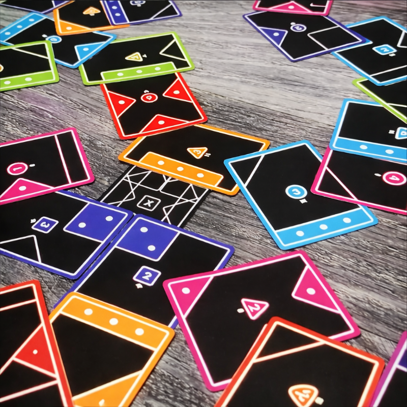 MatchMania – Aktiivinen ja hauska – Connecting Cards -peli