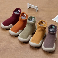Thumbnail for BareFoot – Luonnollinen kävely – vauvan kengät joustavalla pohjalla
