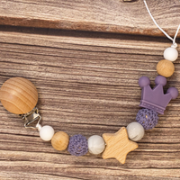 Thumbnail for Baby Pacifier Holder – Nimellä – Henkilökohtaiset puu- ja silikonikivet
