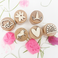 Thumbnail for WoodStamp – Montessori & Luovuus – 6 kpl puisia savileimasimia