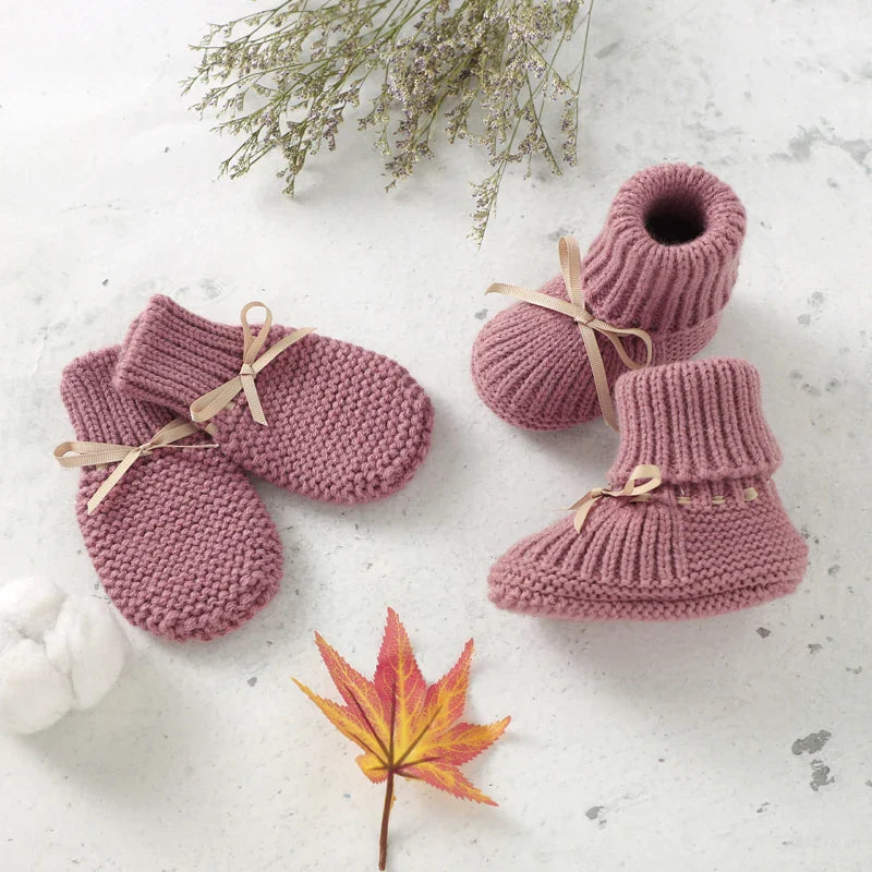 Booties & Mittens – Pehmeä ja lämmin – käsine- ja kenkäsetti